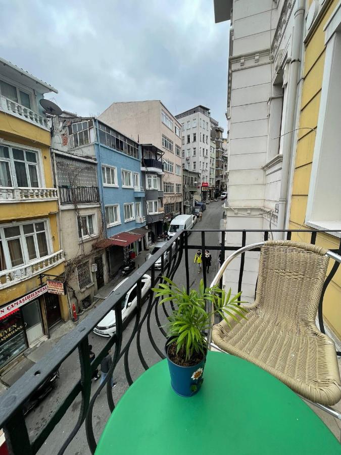 Golden Arrow Suites Istanbul Exterior photo
